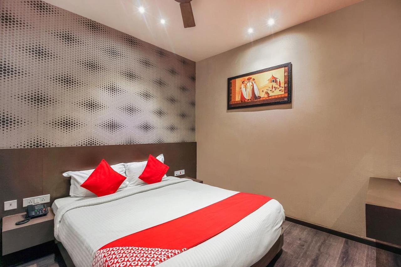 Zahirabad Oyo 26991 Stanza Luxurios Stay מראה חיצוני תמונה